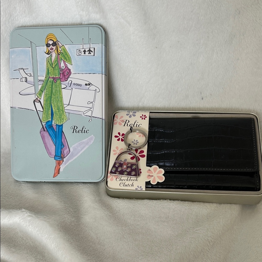 Relic Black Checkbook Clutch Wallet Key Chain In Tin NWT